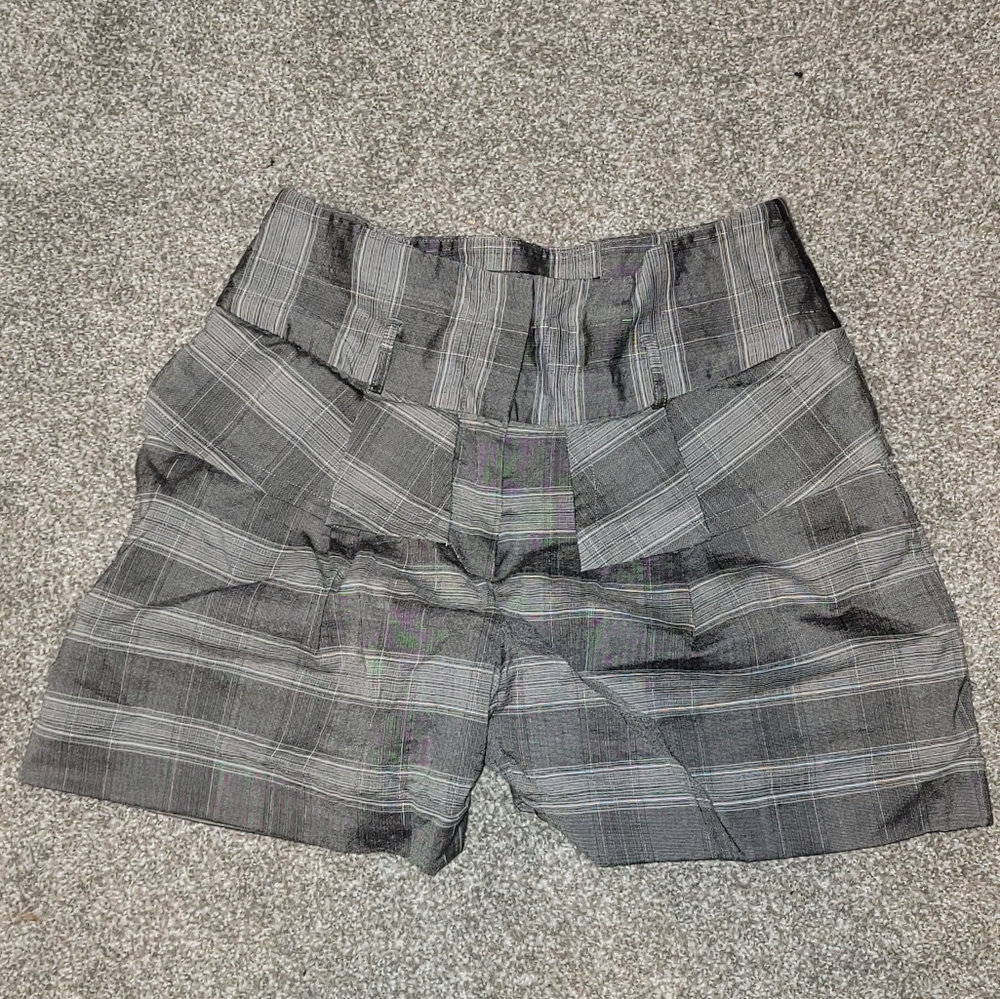 L.a.m.b shorts in gray